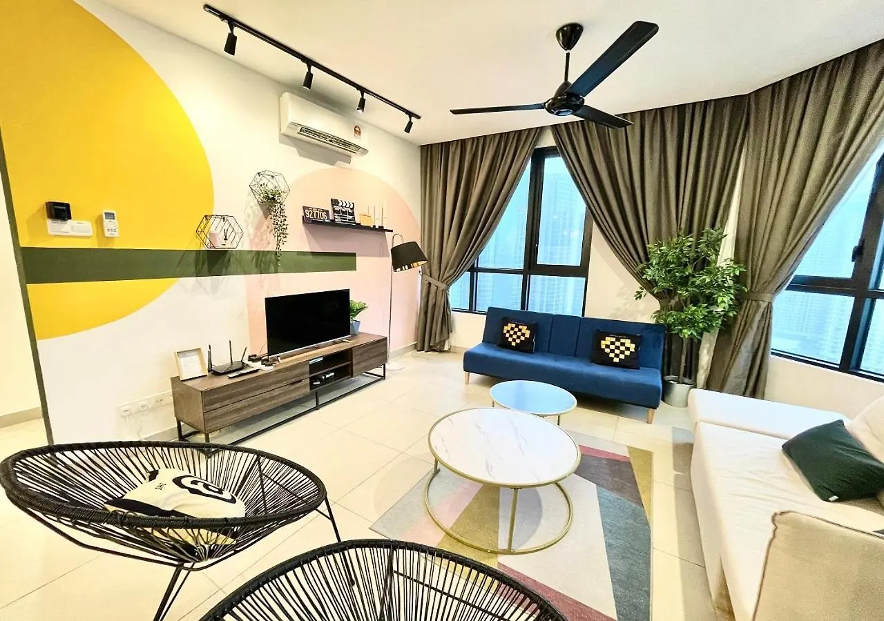 Kl Gateway Premium Residences By Moka Kuala Lumpur